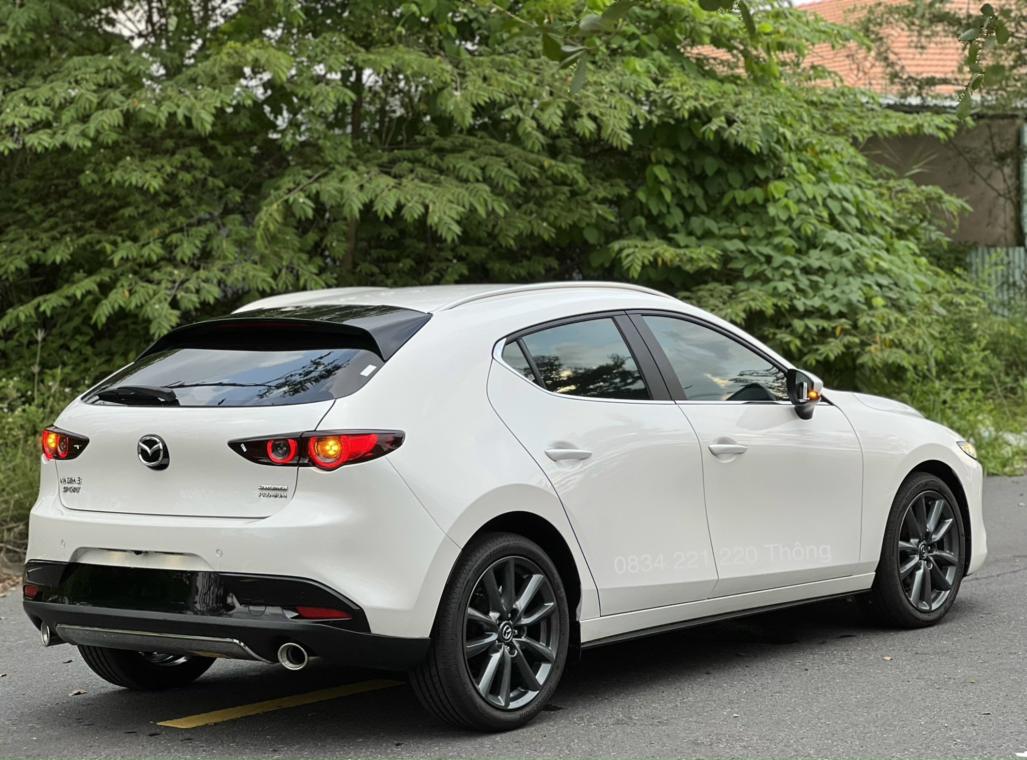 Hông xe Mazda 3 Sport